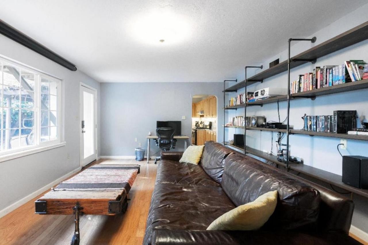 Large 1 Bedroom Apartment, Home Theater, Fireplace Berkeley Exterior foto